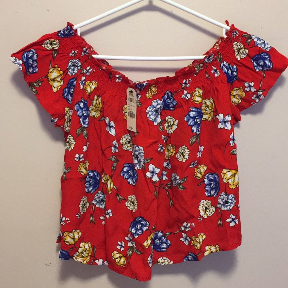 Off the shoulder ruffle top